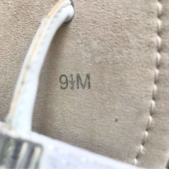 Anne Klein Sport White Sparkle Thong Sandals - Picture 8 of 10